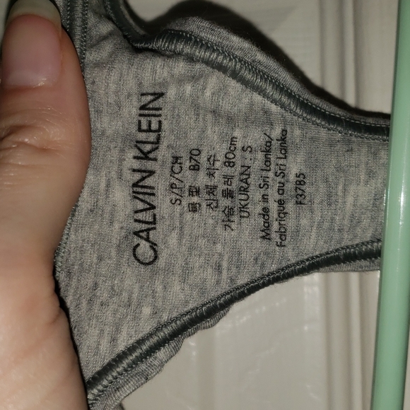 Calvin Klein Grey Unlined Razorback Sports Bra Small - Picture 3 of 3